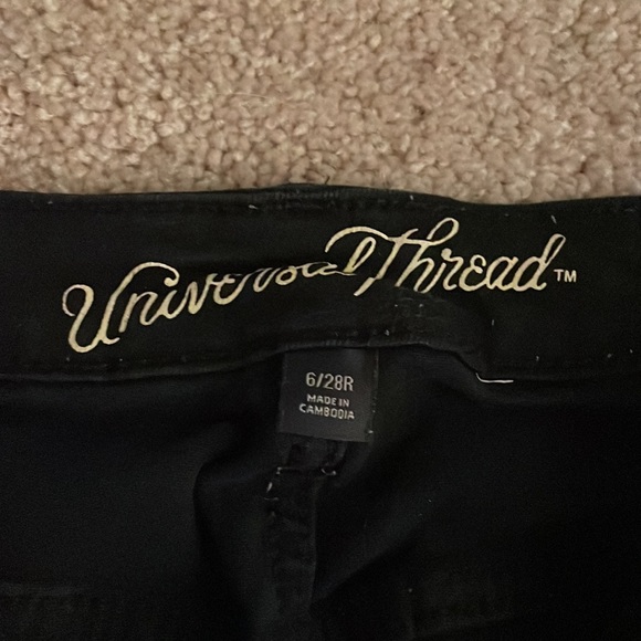 Universal Thread Black Jeans - Picture 2 of 3